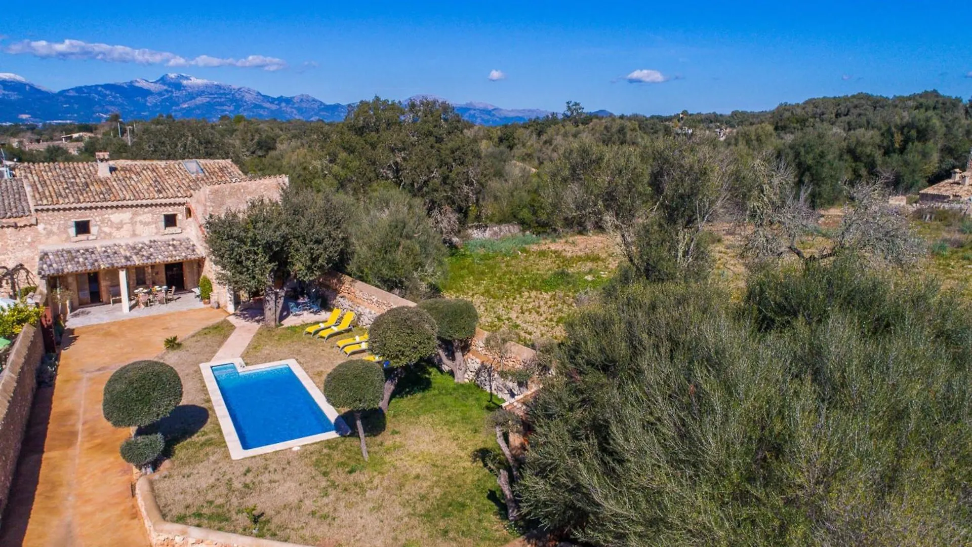 3-Bedroom Charming Villa In Mallorca 센세예스 펜션