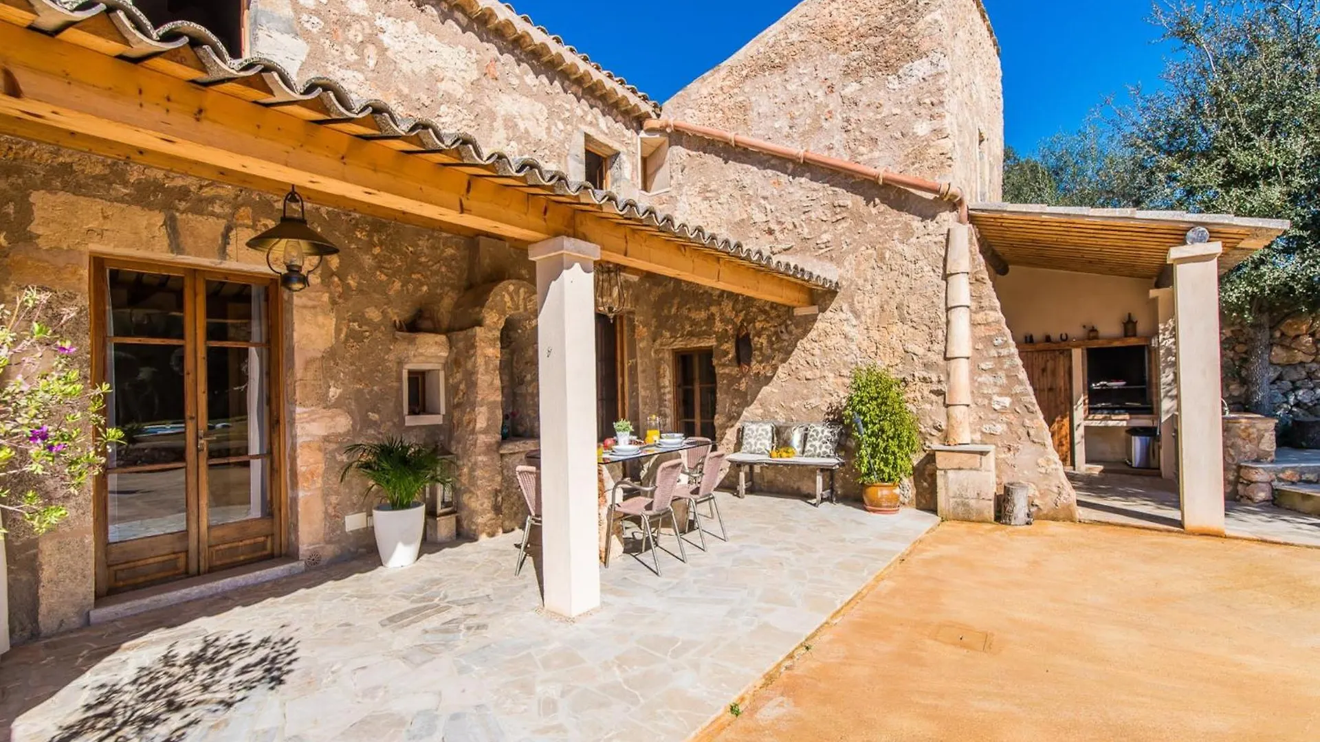 펜션 3-Bedroom Charming Villa In Mallorca 센세예스