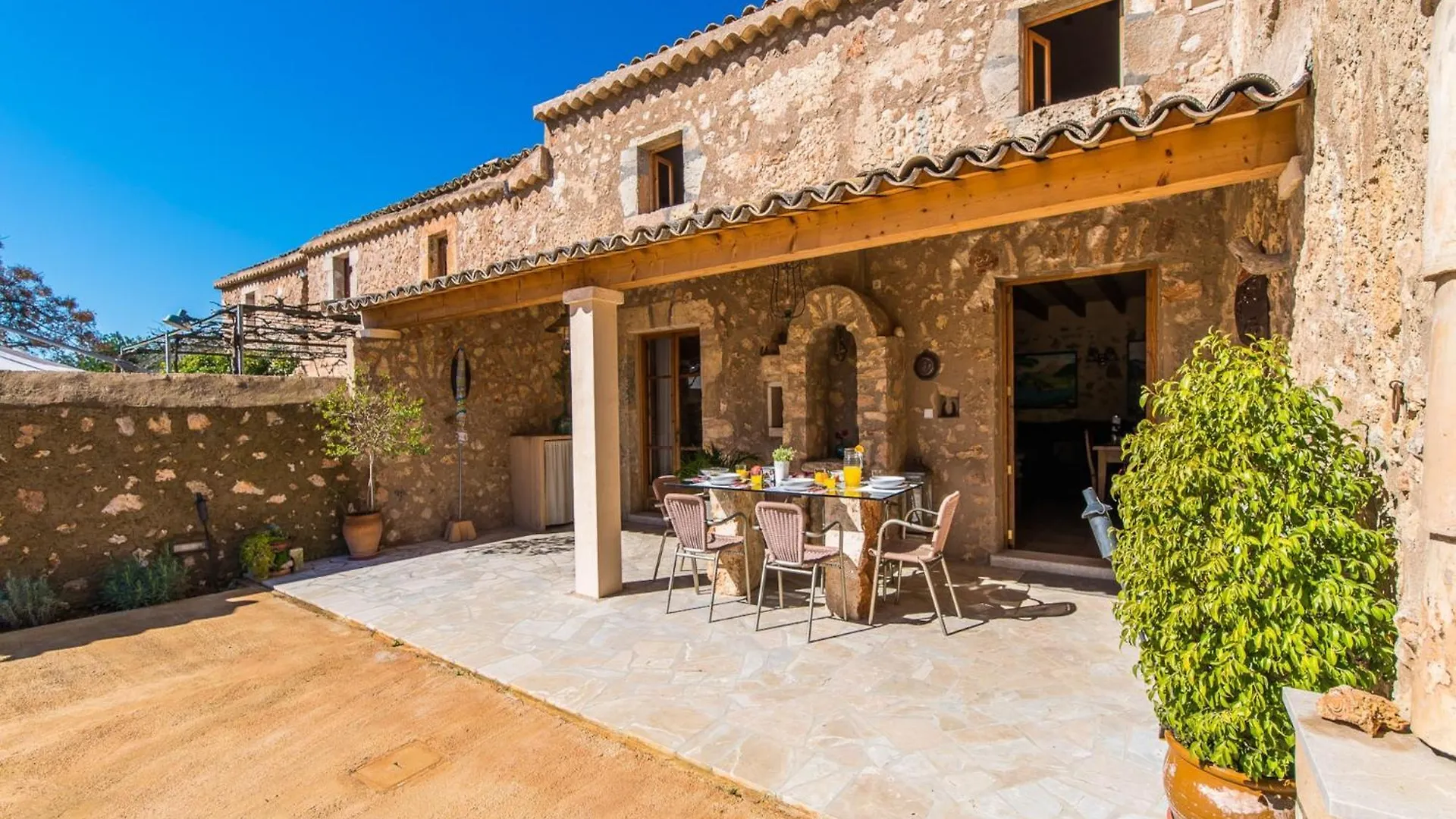 펜션 3-Bedroom Charming Villa In Mallorca 센세예스