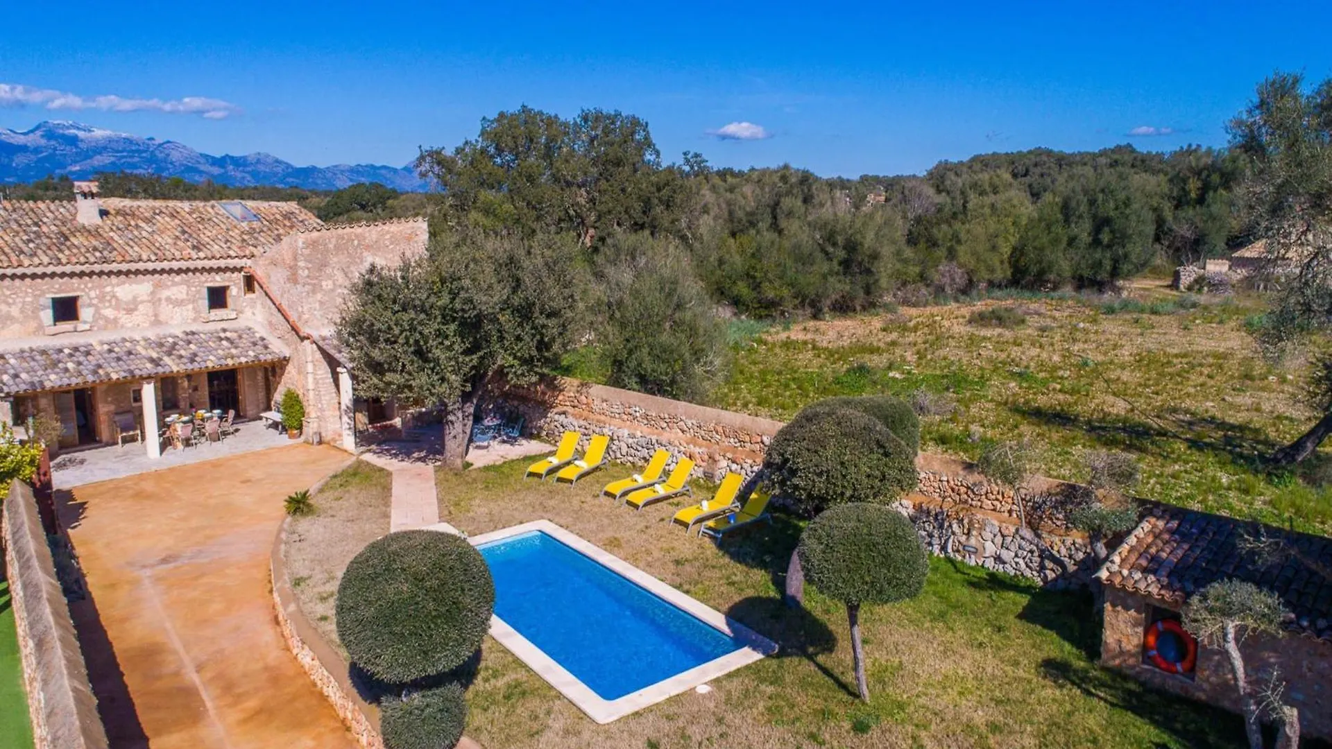 3-Bedroom Charming Villa In Mallorca 森瑟勒斯 西班牙